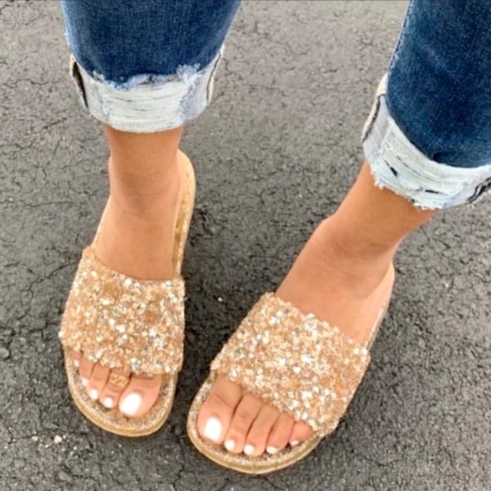 ⚫️Bling! Bling! Embellished Slides⚫️ - Picture 6 of 6